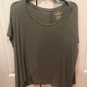 American Eagle round neck